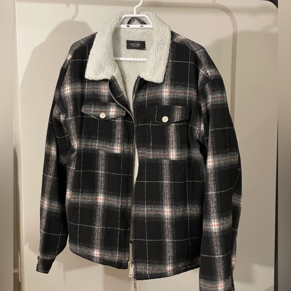 Kollar jacket